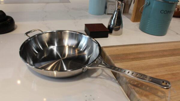 Stainless Satay Frypan - 28 cm - Welded Double Handles (long and short handles) - Image 3
