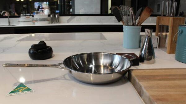 Stainless Satay Frypan - 28 cm - Welded Double Handles (long and short handles) - Image 2